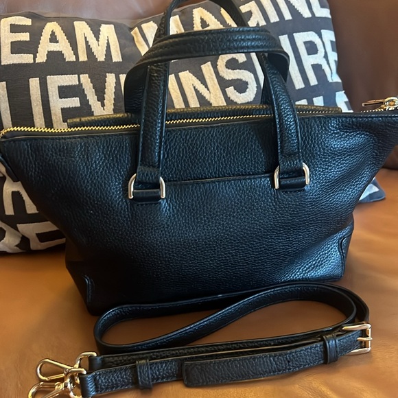 MICHAEL KORS MACKENZIE BLACK PEBBLED LEATHER SATCHEL - Picture 8 of 15